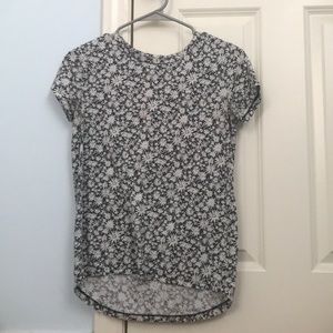 Short sleeved shirt